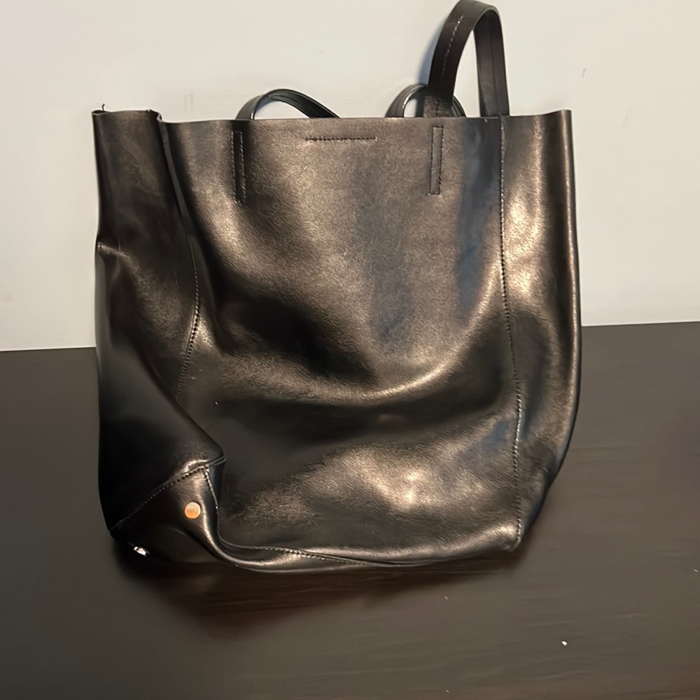 Black hobo bag